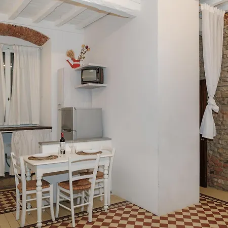 Borgo San Frediano Lab & Apartment *