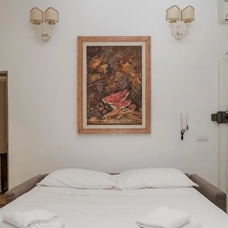 Borgo San Frediano Lab & * Florence